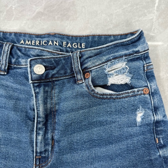 Women’s American Eagle Stretch Distressed Mom Short Jean Shorts Size 2 - Picture 3 of 16